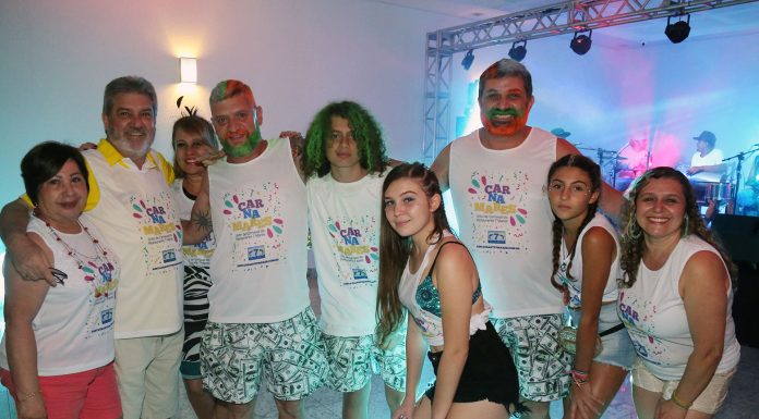 Festa de carnaval do 7 Mares em São Caetano