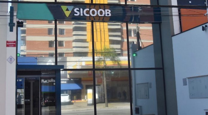 SICOOB GRANDE ABC DOA CESTAS DE ALIMENTOS E HIGIENE PARA ENTIDADES BENEFICENTES