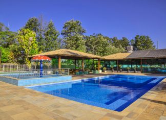 Brotas Eco Hotel Fazenda cria programação especial e descontos para o fim de ano Uma das piscinas do Brotas Eco Hotel Fazenda. Foto: Divulgação