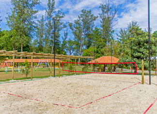 Beach Tennis é a mais nova opção de lazer do Hotel & Golfe Clube dos 500 O Hotel & Golfe Club dos 500, premiado com o certificado de excelência do Trip Advisor, inaugura novas quadras de Beach Tennis, um dos esportes que mais crescem no mundo. Foto: Divulgação