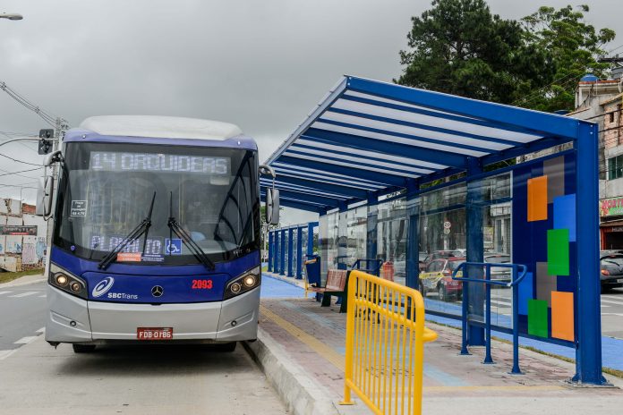 Corredor de ônibus Estrada dos Alvarengas, em São Bernardo do Campo. Foto: Gabriel Inamine/PMSBC