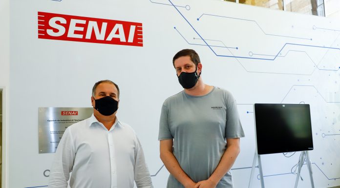 Prefeitura se conecta ao Senai para construir cidade inteligente Osvaldo Luiz Padovan e Luiz Morcelli, no Senai São Caetano. Foto: Eric Romero/PMSCS