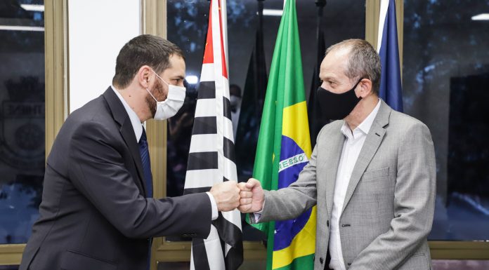 Fundo Social recebe doação do Consulado de Israel Alon Lavi - Cônsul geral de Isarel em São Paulo é recebido pelo Prefeito de São Caetano do Sul, Tite Campanella. Foto: Letícia Teixeira / PMSCS
