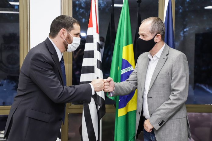Alon Lavi - Cônsul geral de Isarel em São Paulo é recebido pelo Prefeito de São Caetano do Sul, Tite Campanella. Foto: Letícia Teixeira / PMSCS