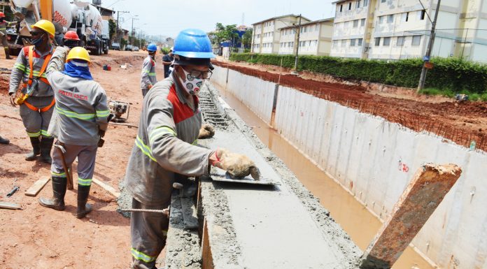 Serviços de drenagem no Complexo Viário Cassaquera Concretagem da viga de coroamento. Foto: Divulgação/Semasa