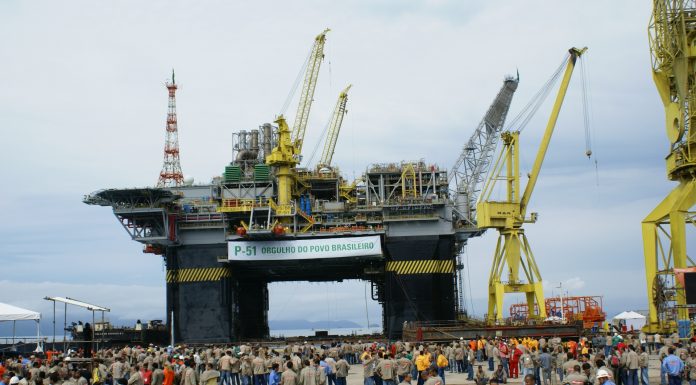 V3A vence concorrência e é uma das agências de marketing da Petrobras Evento produzido pela V3A para Petrobras, em 2008, lançamento da plataforma P51, em Angra dos Reis.. Foto: Divulgação