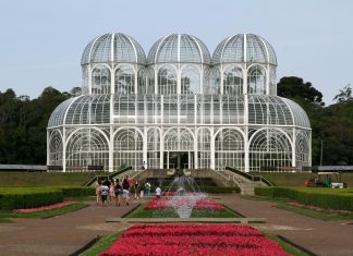 Curitiba está entre os destinos mais procurados para 2021 Parque Jardim Botânico, lugar mais visitado em Curitiba. Foto: Jaelson Lucas - SMCS - Site da Prefeitura Municipal Curitiba