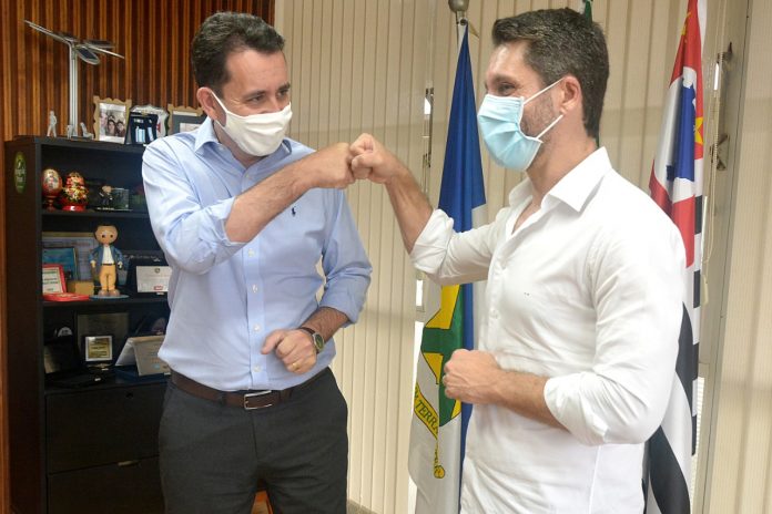 Recurso foi anunciado pelo deputado federal Alex Manente em visita ao prefeito Paulo Serra. Foto: Angelo Baima/PSA