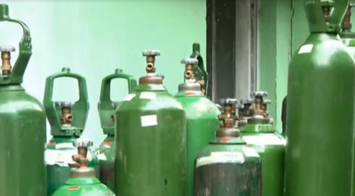 Empresas irão doar mais de 5 mil concentradores de oxigênio Equipamentos serão utilizados para o tratamento de pacientes com Covid-19 em suas próprias localidades, evitando o deslocamento e sobrecarga de hospitais. Reprodução/RPC
