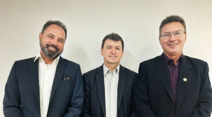 Itapemirim Transportes Aéreos anuncia novo CEO Adalberto Bogsan, Sidnei Piva e Tiago Senna. Foto: Divulgação