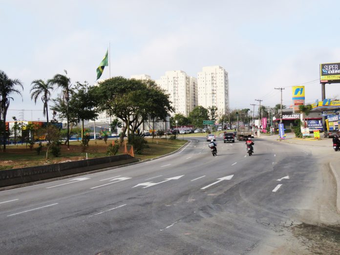 Bloqueio ocorrerá inicialmente em três faixas da rotatória da via, no sentido de Mauá. Foto: Divulgação/Semasa