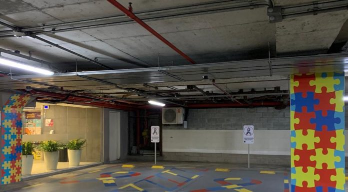 Golden Square Shopping cria vagas no estacionamento exclusivas para pessoas com autismo Iniciativa foi criada para receber a todos de maneira segura e confortável. Foto: Divulgação