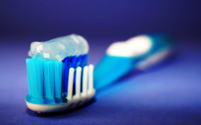 Higiene bucal é essencial para manter os dentes saudáveis. Foto: Divulgação
