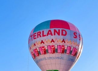 Acampamento Peraltas lança novidades para as férias Voo de Balão é uma das atividades do Acampamento Peraltas. Foto: Divulgação