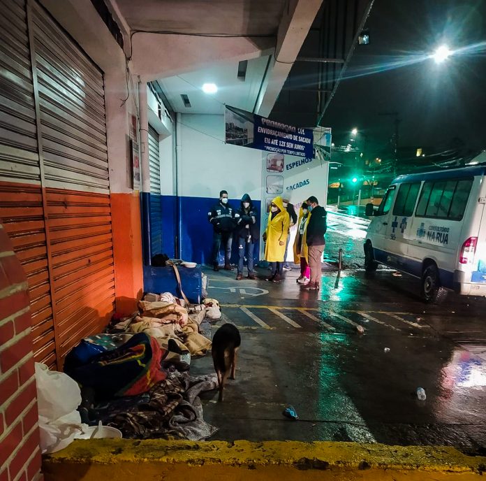 Administração instaura nova medida para evitar que os moradores fiquem nas ruas nesse período de frio intenso. Foto: Ricardo Cassin/PMSBC