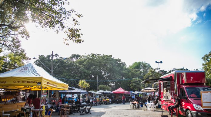 Food trucks são credenciados para eventos Food Trucks no Encontro Anual de Carros Antigos em 2019. Foto: Letícia Teixeira/PMSCS