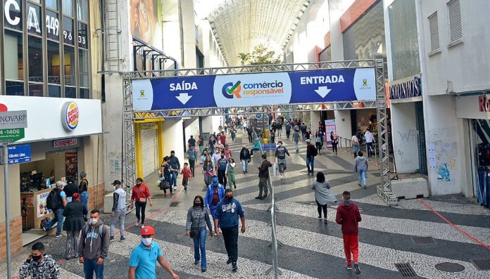 Rua Coronel Oliveira Lima, região central de Santo André. Foto: Angelo Baima/PSA