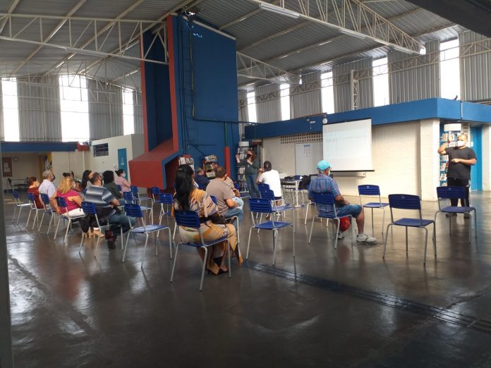 Palestra foi realizada no CPFP Valdemar Mattei, na Vila Pires, com o tema “Transforme Seguidores em Compradores”. Foto: Divulgação/PSA