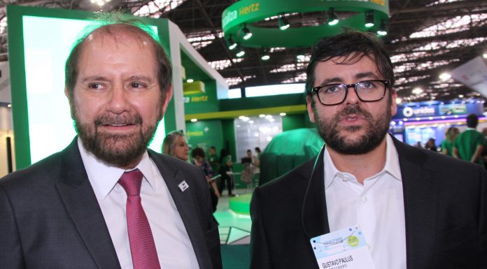 Empresário Guilherme Paulus vende GJP Hotels & Resorts O fundador da CVC e da GJP Guilherme Paulus com seu filho Gustavo. Foto: Celso Lima/Revista Unick