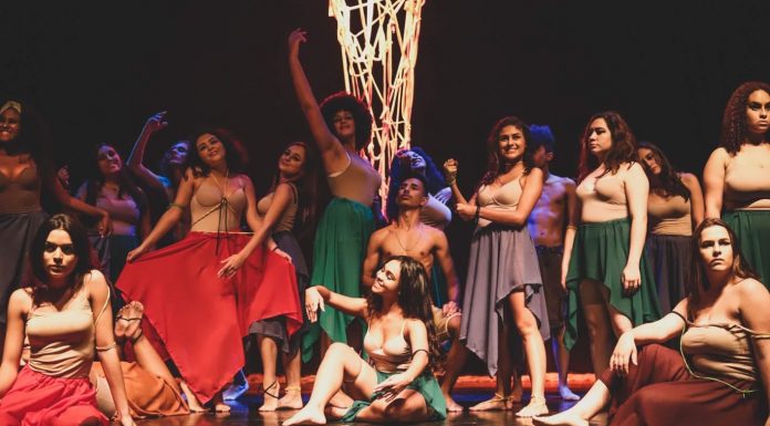 3º Festival de Teatro Adolescente começa nesta terça Suçuaranas - O Brasil através dos olhos daquelas que não abaixaram a cabeça” Grupo Suçuaranas - São Bernardo do Campo. Foto: Divulgação