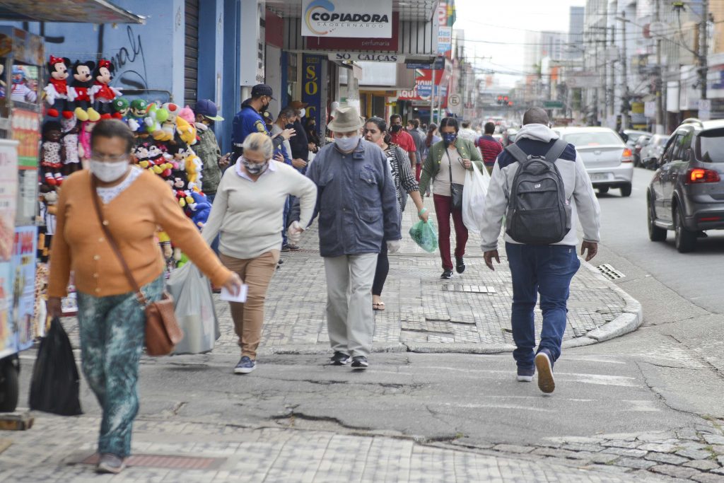 Rua Marechal Deodoro é uma das principais ruas do comércio de São Bernardo. Foto: Ricardo Cassin/PMSBC