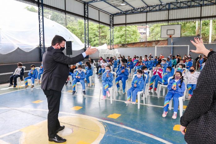 Unidade de ensino localizada no bairro Tatetos, região do Pós-Balsa, está entre as 100 unidades de ensino de São Bernardo revitalizadas pelo Programa Escola Mais Bonita neste ano. Foto: Gabriel Inamine/PMSBC