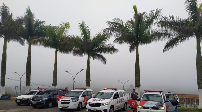 Forças policiais realizam operação de combate à criminalidade Com a participação de 30 agentes das polícias Militar e Civil, além da GCM, ação intensificou o patrulhamento ostensivo por toda a cidade de Rio Grande da Serra. Foto: Divulgação/PMRGS