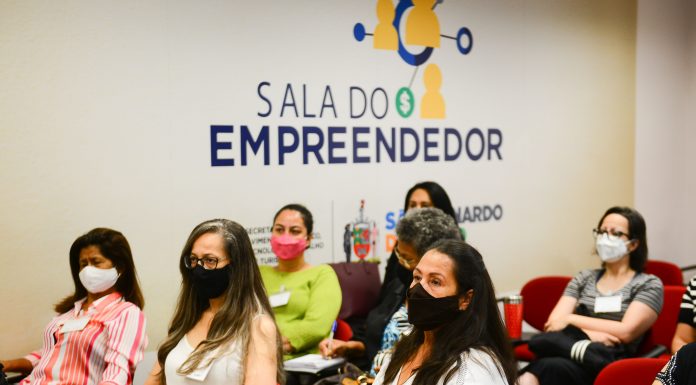 Mulheres em Ação incentiva empreendedorismo Iniciativa celebra cinco anos de implantação de unidade do programa Sebrae Aqui no prédio da Prefeitura. Foto: Omar Matsumoto/PMSBC