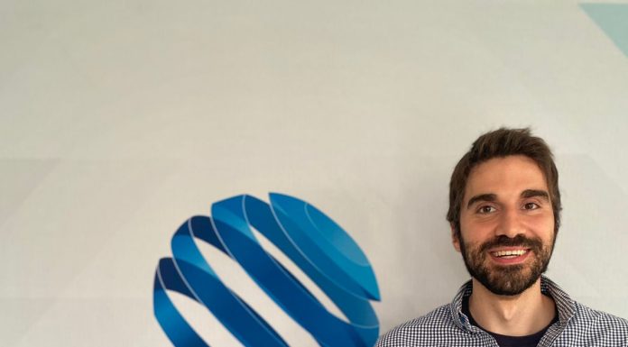 Empresa é certificada com selo de logística reversa Amir Hernandez Musleh, engenheiro ambiental e responsável pelo Departamento de SocioEcoficiência do Grupo Polar. Foto: Divulgação