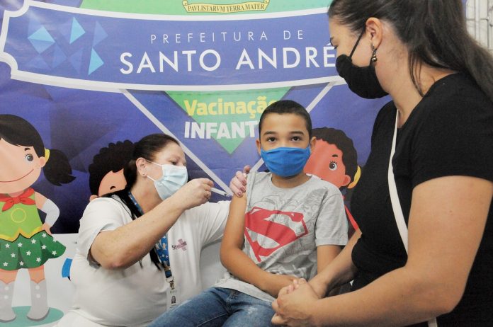Imunização ocorre neste sábado e domingo, das 8h às 17h, nas 32 unidades de saúde do município. Foto: Angelo Baima/PSA