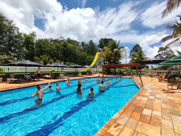 Uma das piscinas do Brotas Eco Hotel Fazenda. Foto: Divulgação