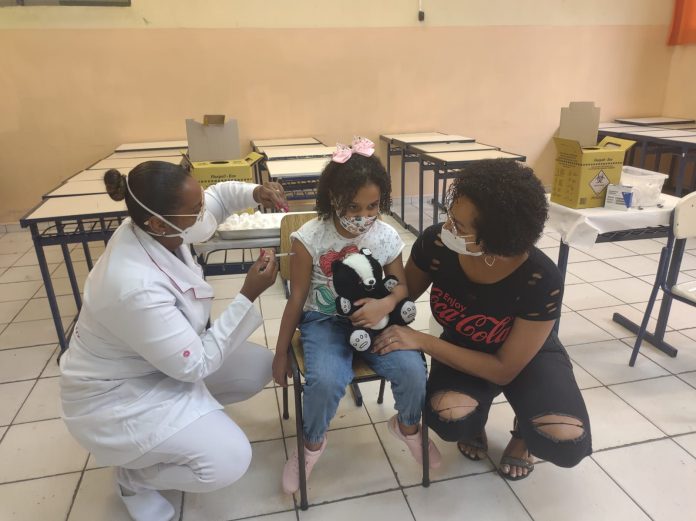 68,2% das crianças de 5 a 11 anos em Ribeirão Pires já receberam a primeira dose da vacina contra a Covid-19. Foto: Divulgação/PMRP
