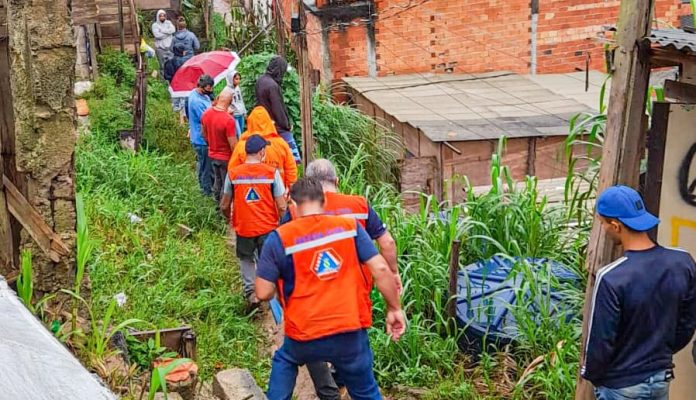 Interdições foram realizadas em locais com potencial de deslizamento de terra. Foto: Divulgação/PSA