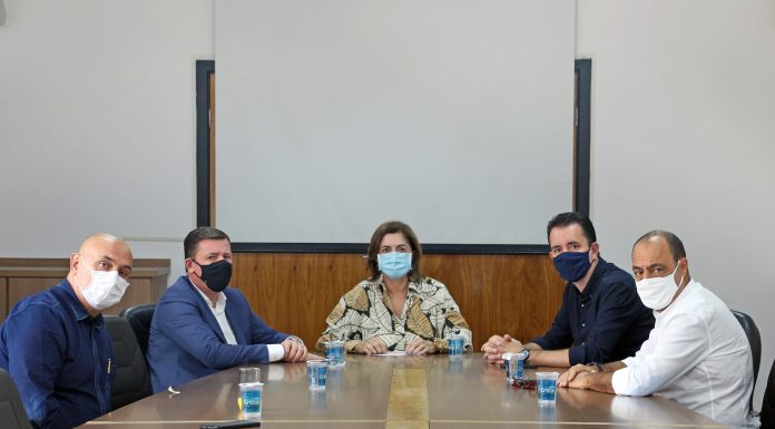 Dra. Regina Maura se encontra com prefeitos do ABC Paulo Serra, Orlando Morando e José Auricchio Júnior estiveram reunidos para prestação de contas do início de mandato da dirigente. Foto: Divulgação/FUABC