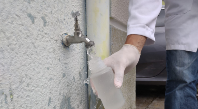 Água contaminada aumenta o risco de infecções Saúde de Ribeirão Pires reforça medidas de conscientização para evitar propagação de enfermidades comuns nesta época do ano. Foto: Divulgação /PMETRP