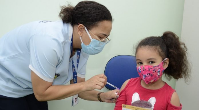 Domingo é dia D Imunização contra gripe e Covid-19 ocorrerá das 8h às 17h, em diversas unidades de saúde . Foto: Helber Aggio/PSA