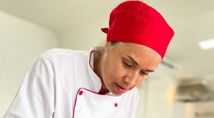 Com Chefs renomados, Escola Gourmet inaugura nova unidade Aula de chef pâtisserie na Chef Gourmet. Foto: Divulgação