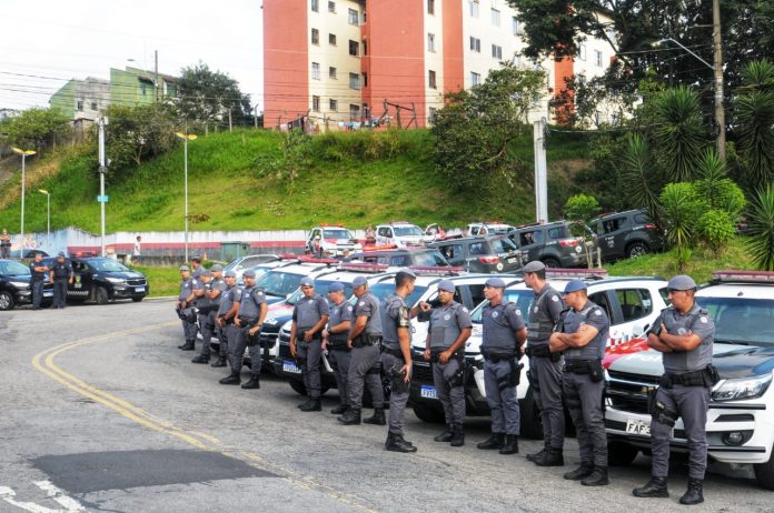 Cerca de 100 viaturas estiveram nas ruas somando Polícia Militar, Polícia Civil e Guarda Civil Municipal, estão nas ruas em operação conjunta. Foto: Angelo Baima/PSA