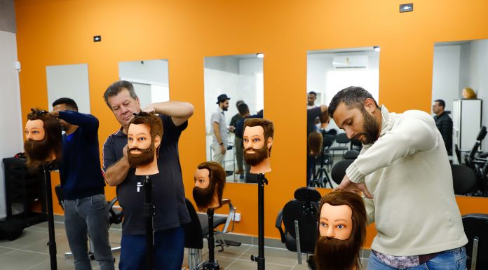 Fundo Social oferta novo curso Desta vez, interessados poderão fazer o curso de barbearia completa. Foto: Eric Romero / PMSCS