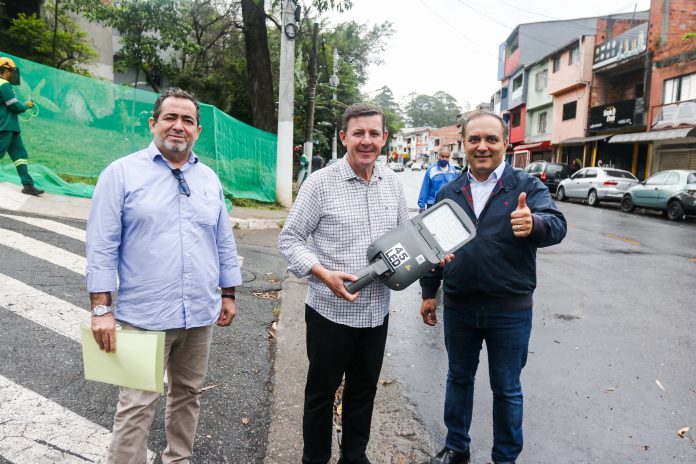 Prefeito Orlando Morando comemorou o sucesso do projeto. Foto: Gabriel Inamine/PMSBC
