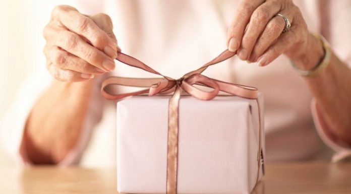 Cuidados com as compras online para o Dia das Mães Especialista explica por que consumidor deve optar por adquirir produtos de forma virtual e encontrar tudo que procura neste Dia das Mães. Foto: Divulgação