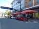Paradas de táxi e aplicativos ganham cobertura Coberturas proporcionam maior comodidade aos usuários de táxis e aplicativos. Foto: Divulgação/DECOM RP