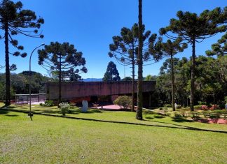 “Arte no Outono” terá grandes nomes da MPB Vista do Auditório Claudio Santoro em Campos do Jordão, na Serra da Mantiqueira. Foto/Divulgação: Museu Felícia Leirner