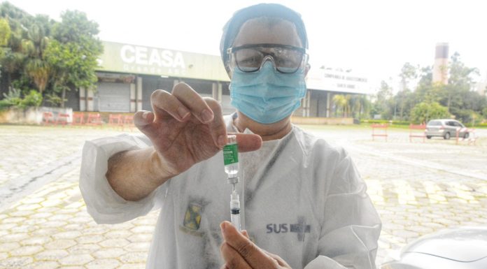 Santo André aplica quinta dose da vacina Vacinação está disponível para pessoas com mais de 60 anos com alto grau de imunossupressão que tenham recebido a última dose há pelo menos quatro meses. Foto: Angelo Baima/PSA