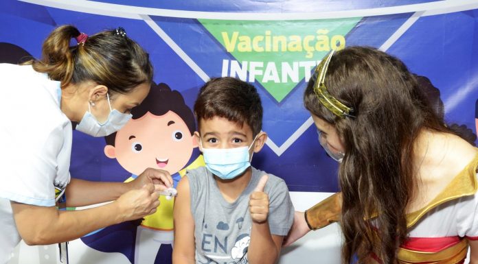 Ampliação da vacinação contra Covid-19 para crianças com 3 e 4 anos