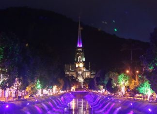 Natal Imperial de Petrópolis terá árvore de 20 metros na Praça da Liberdade