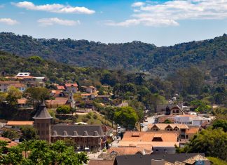 Santo Antônio do Pinhal é opção de destino para férias de janeiro