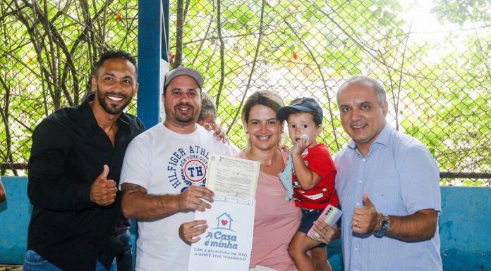 São Bernardo entrega novas escrituras de loteamento