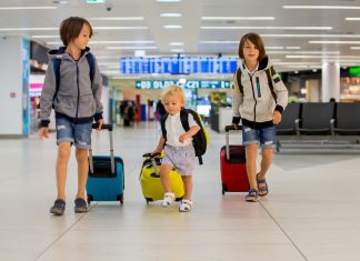 Cartórios podem autorizar viagens de menores ao exterior a partir desta terça-feira (07/02)