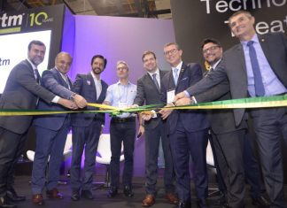 Turismo de SP marca presença na WTM e celebra acordo pela promoção do litoral paulista